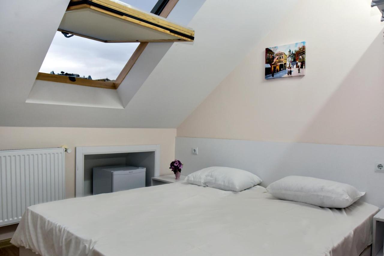 Hb Apartments Laghidze Tbilisi Bagian luar foto