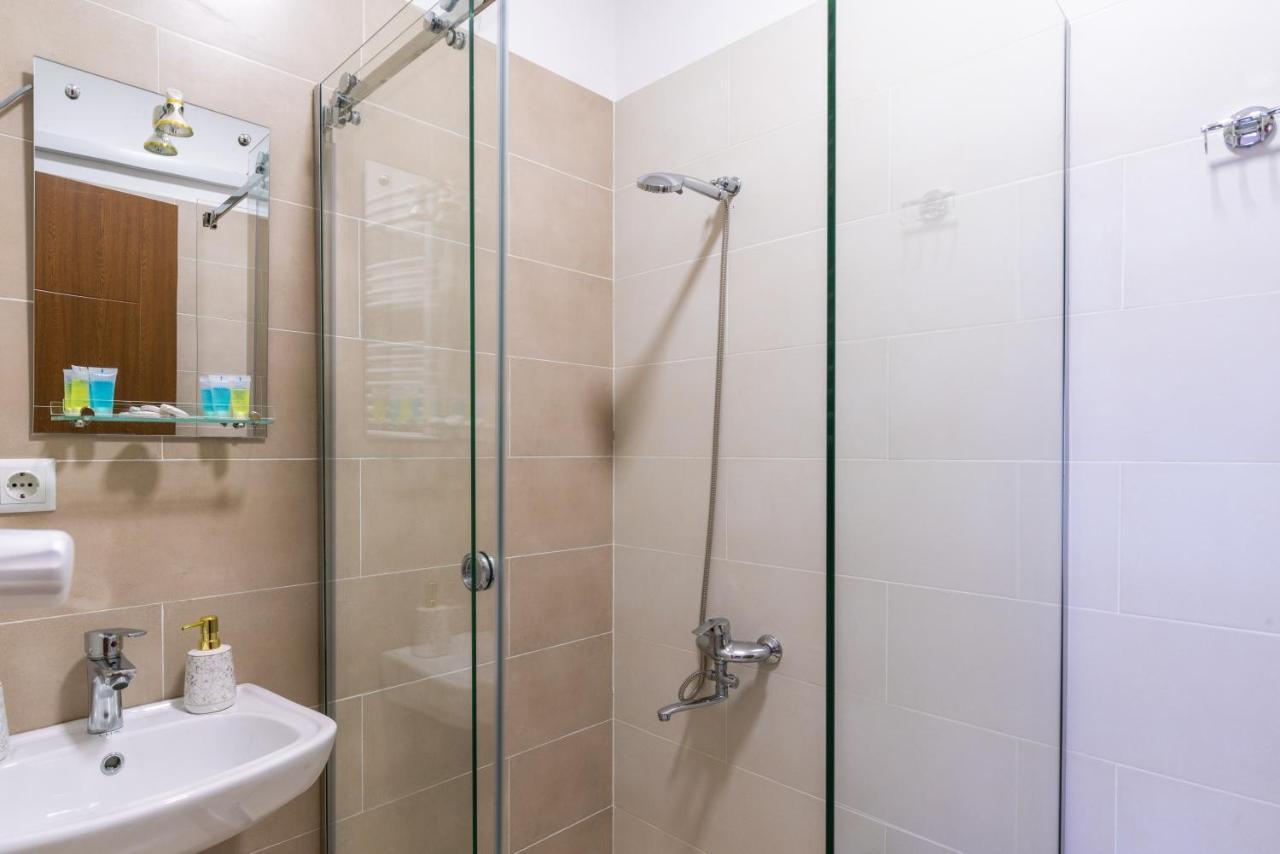 Hb Apartments Laghidze Tbilisi Bagian luar foto