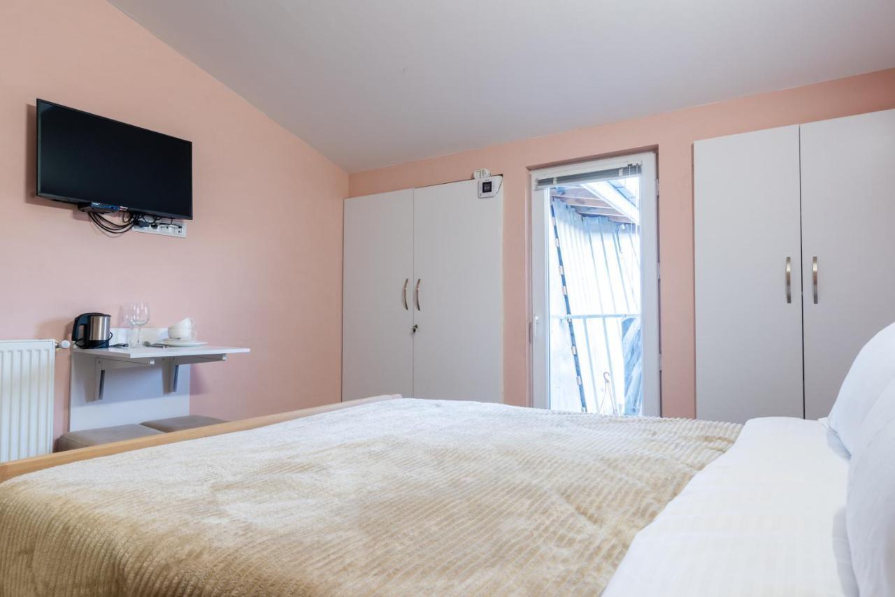 Hb Apartments Laghidze Tbilisi Bagian luar foto